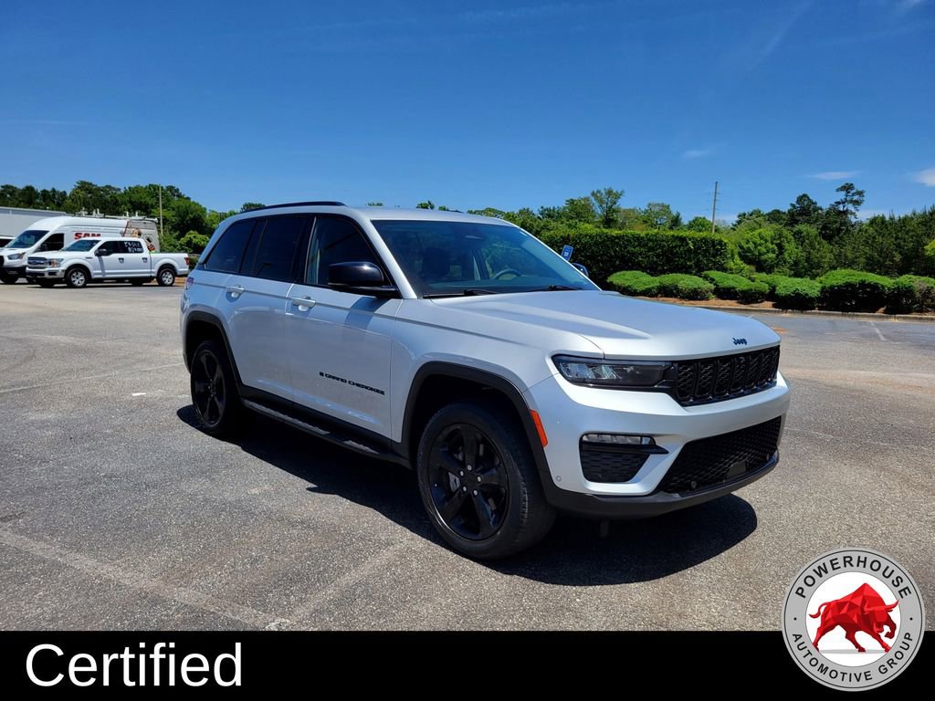 Used 2023 Jeep Grand Cherokee Limited w/ Luxury Tech Group II RWD image 9