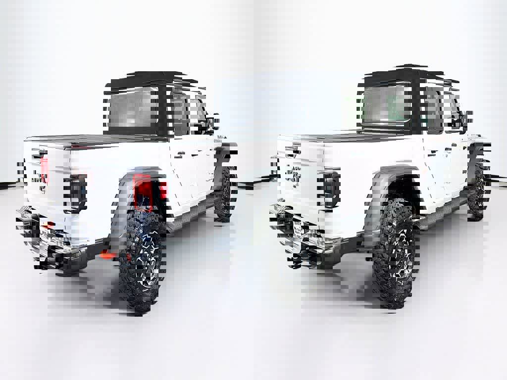 Used 2023 Jeep Gladiator Mojave w/ Dual Top Group image 5