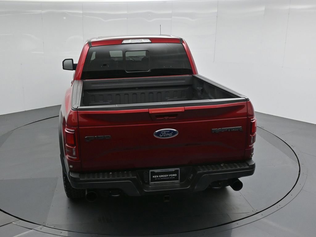 Certified 2017 Ford F150 Raptor w/ Equipment Group 802A Luxury image 15