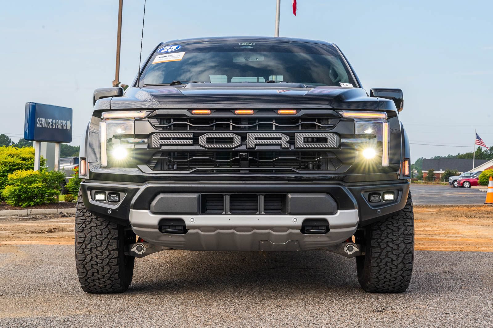 Certified 2025 Ford F150 Raptor AWD/4WD image 6