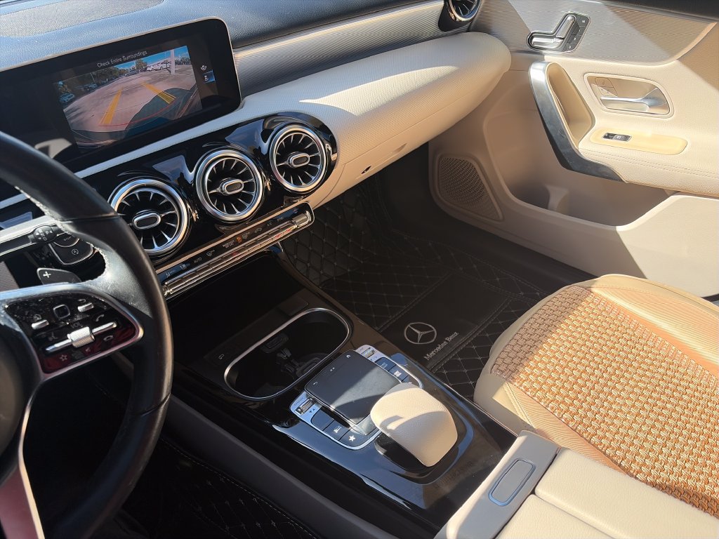 Used 2020 Mercedes-Benz A 220 image 28