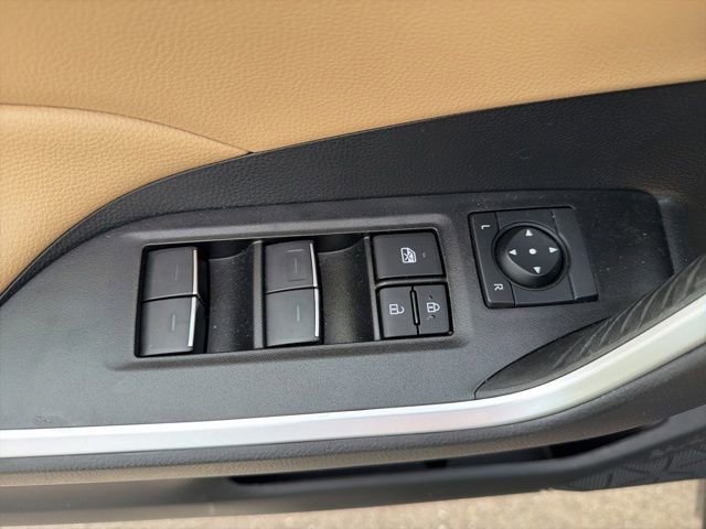 Used 2025 Toyota RAV4 XLE Premium w/ Weather Package AWD/4WD image 24