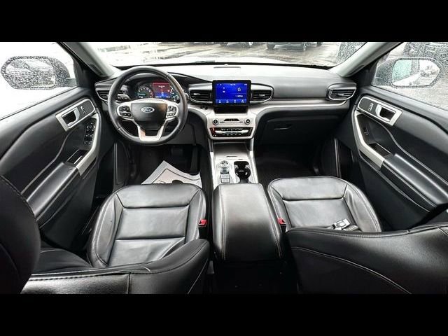 Certified 2023 Ford Explorer XLT w/ Equipment Group 202A AWD/4WD image 12