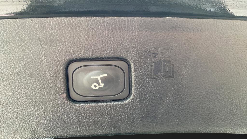 Certified 2024 Ford Edge Titanium AWD/4WD image 30