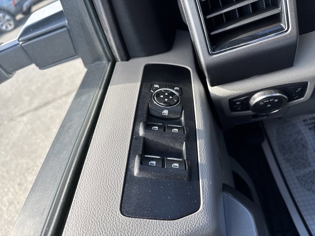 Certified 2020 Ford F350 XLT w/ XLT Value Package image 25