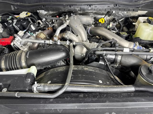 Certified 2026 Ford F450 Platinum w/ FX4 Off-Road Package AWD/4WD image 9