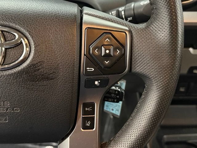 Used 2021 Toyota Tacoma SR5 RWD image 17