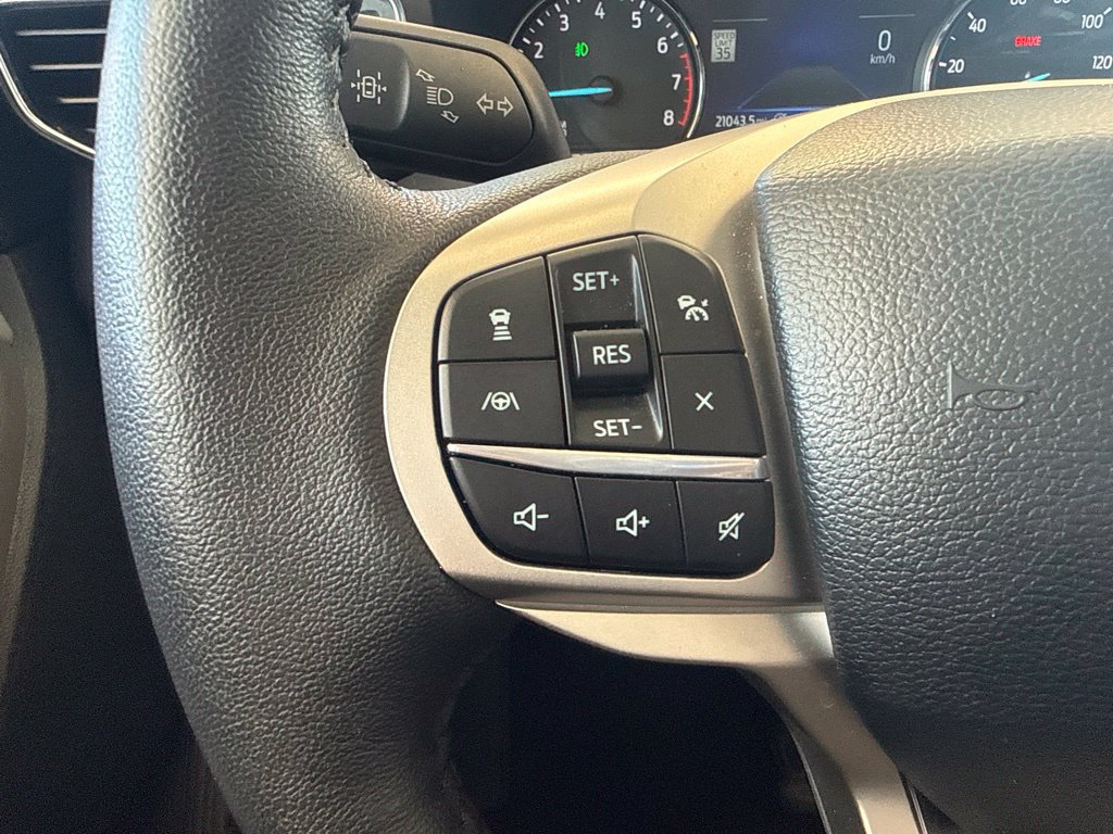 Certified 2024 Ford Explorer XLT w/ Equipment Group 202A AWD/4WD image 19