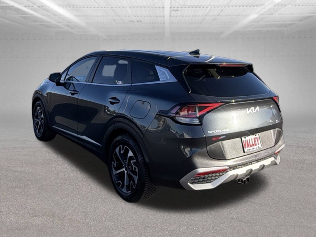 Used 2023 Kia Sportage EX FWD image 9