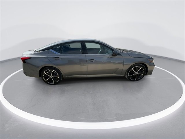 Used 2024 Nissan Altima 2.5 SR image 4