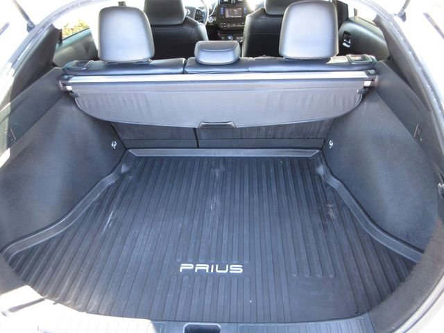 Used 2019 Toyota Prius XLE image 26