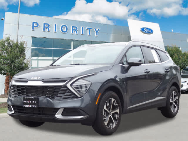 Used 2024 Kia Sportage EX AWD/4WD image 1