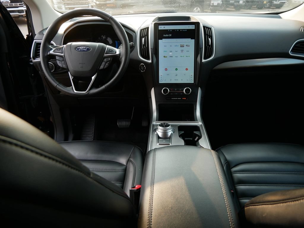 Certified 2024 Ford Edge SEL AWD/4WD image 17