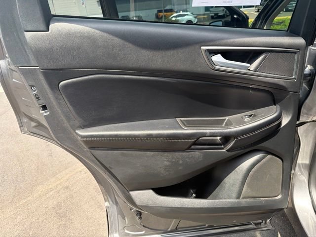 Certified 2024 Ford Edge SE w/ Black Appearance Package AWD/4WD image 21