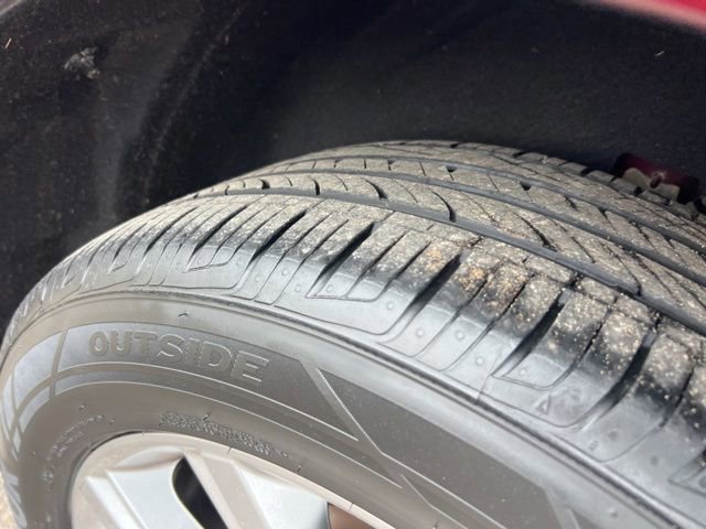 Certified 2024 Ford Edge Titanium w/ Equipment Group 301A image 29