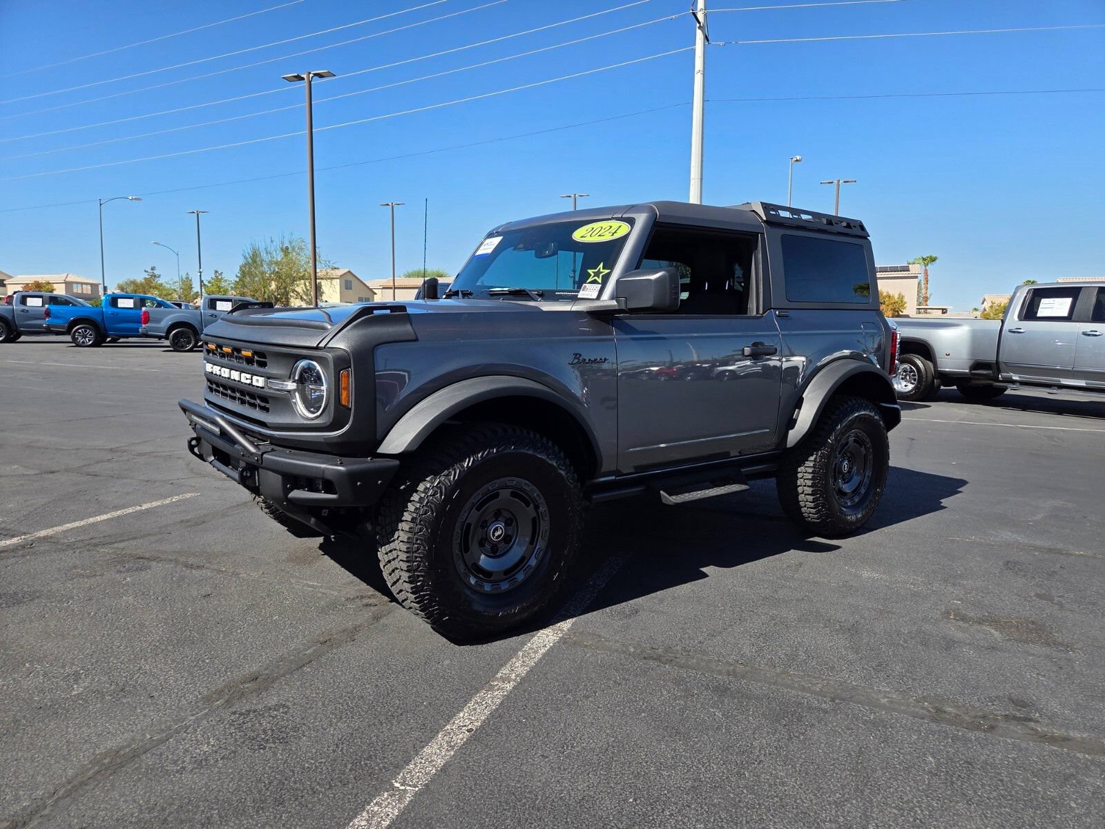 Certified 2024 Ford Bronco Black Diamond AWD/4WD image 2