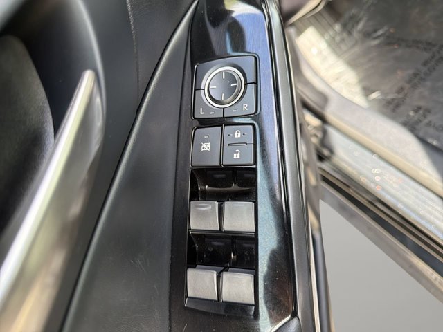 Used 2024 Lexus IS 300 w/ Comfort Package RWD image 18