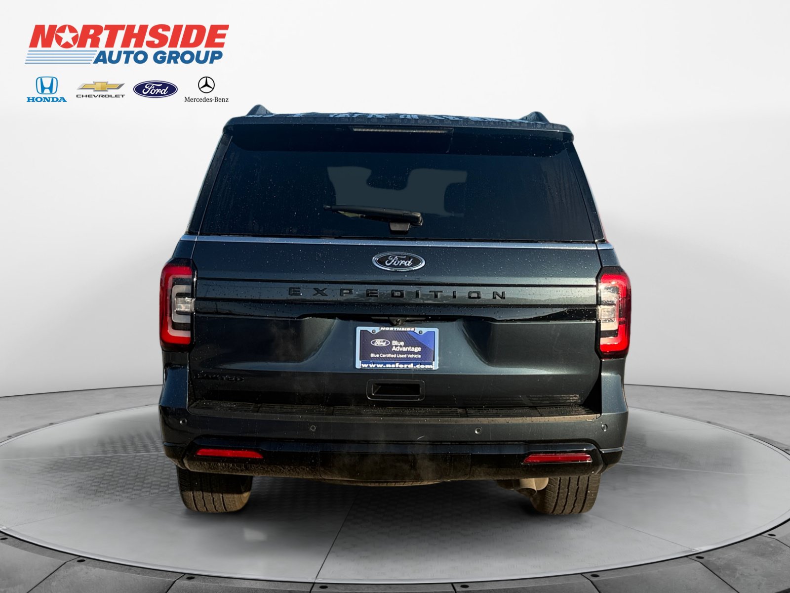 Certified 2024 Ford Expedition Limited RWD image 6