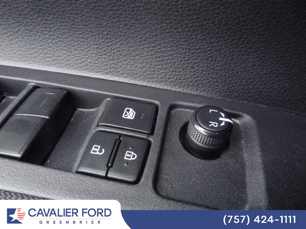 Used 2024 Toyota Corolla LE FWD image 12