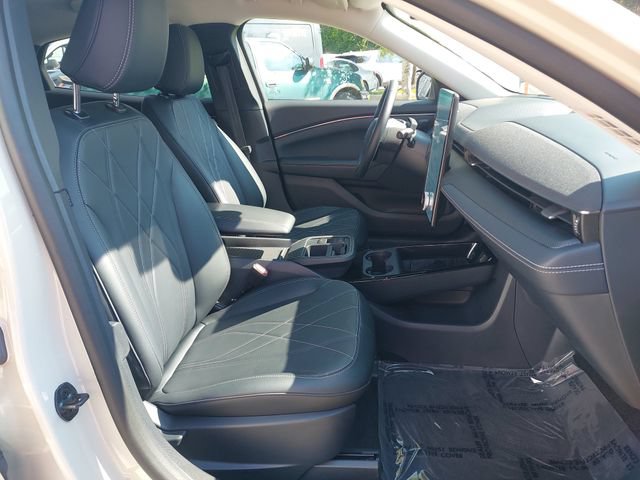 Certified 2025 Ford Mustang Mach-E Select w/ Comfort Package Lite AWD/4WD image 10