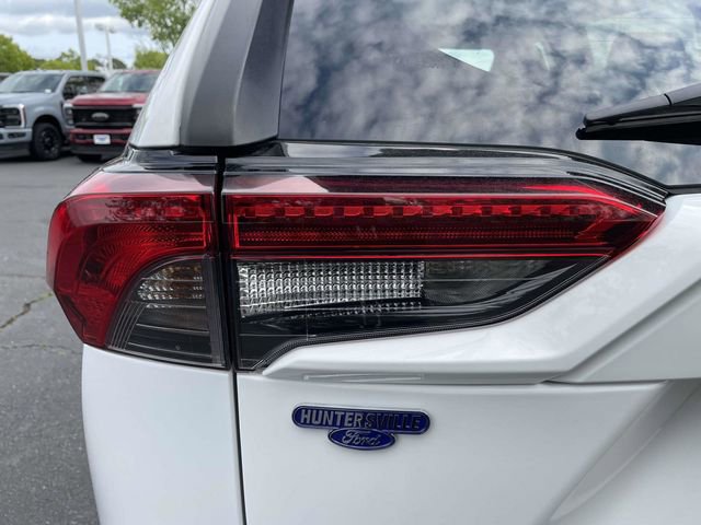 Used 2021 Toyota RAV4 XLE FWD image 30