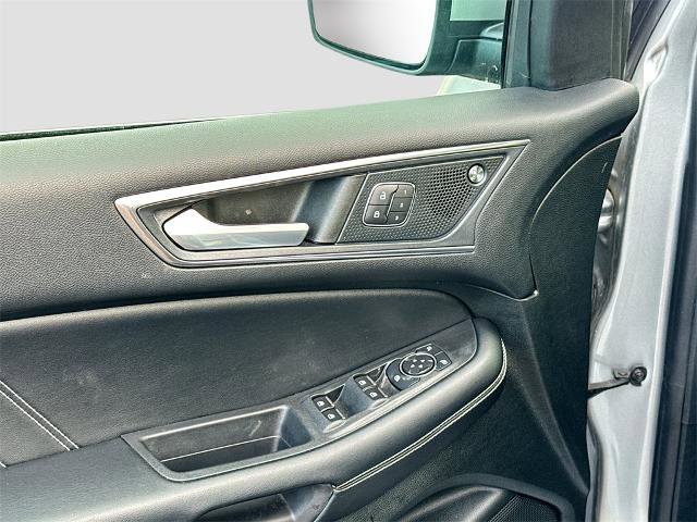 Certified 2022 Ford Edge ST image 15
