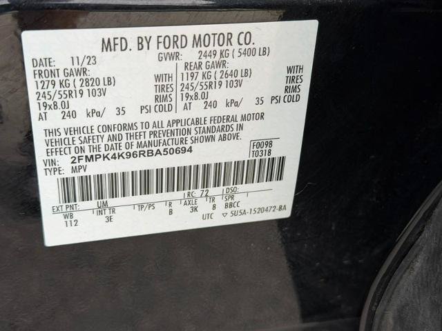 Certified 2024 Ford Edge Titanium AWD/4WD image 23