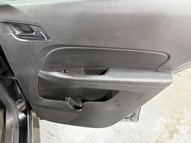 Used 2017 Chevrolet Equinox LS FWD image 24