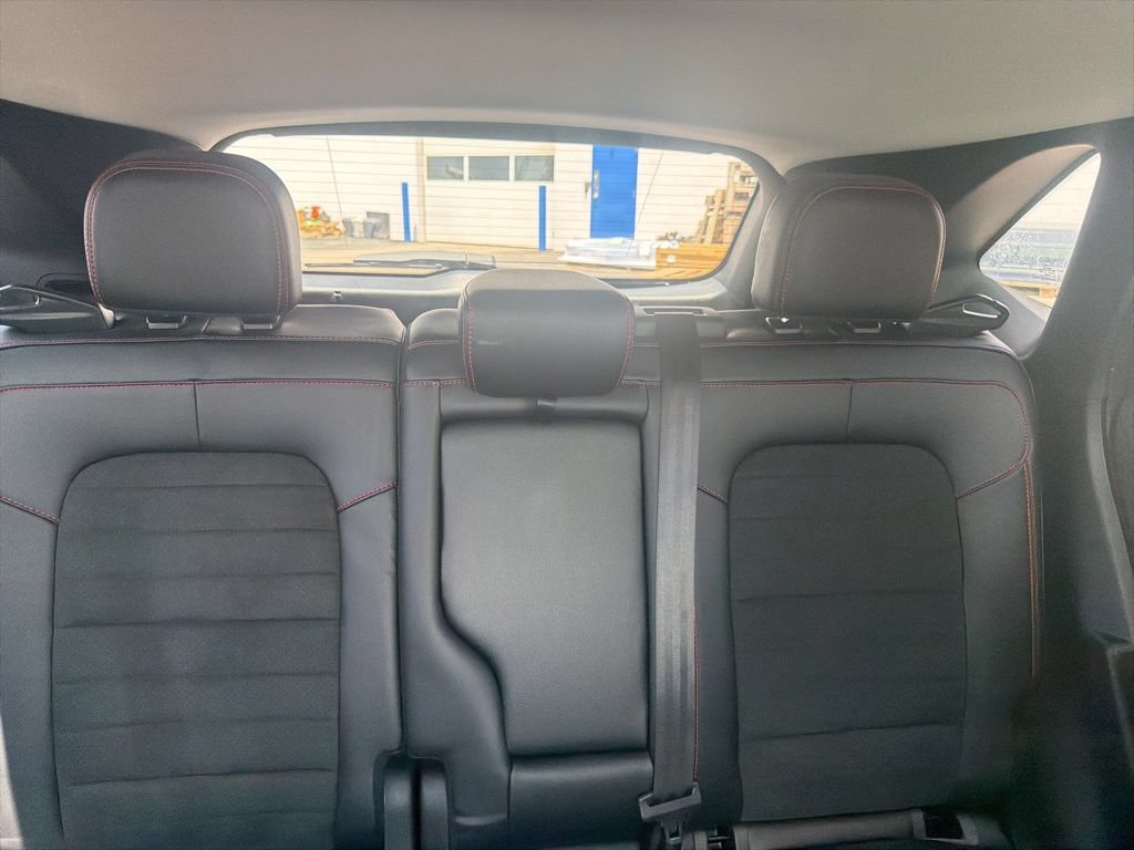 Certified 2022 Ford Escape SEL w/ SEL Stealth AWD Package image 44