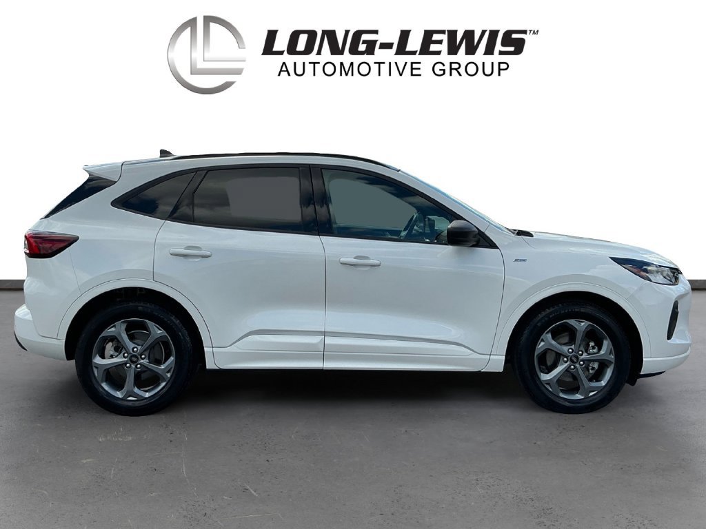 Certified 2024 Ford Escape ST-Line w/ Tech Pack #1 FWD image 8