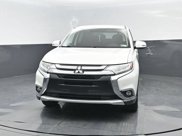 Used 2018 Mitsubishi Outlander SE AWD/4WD image 24