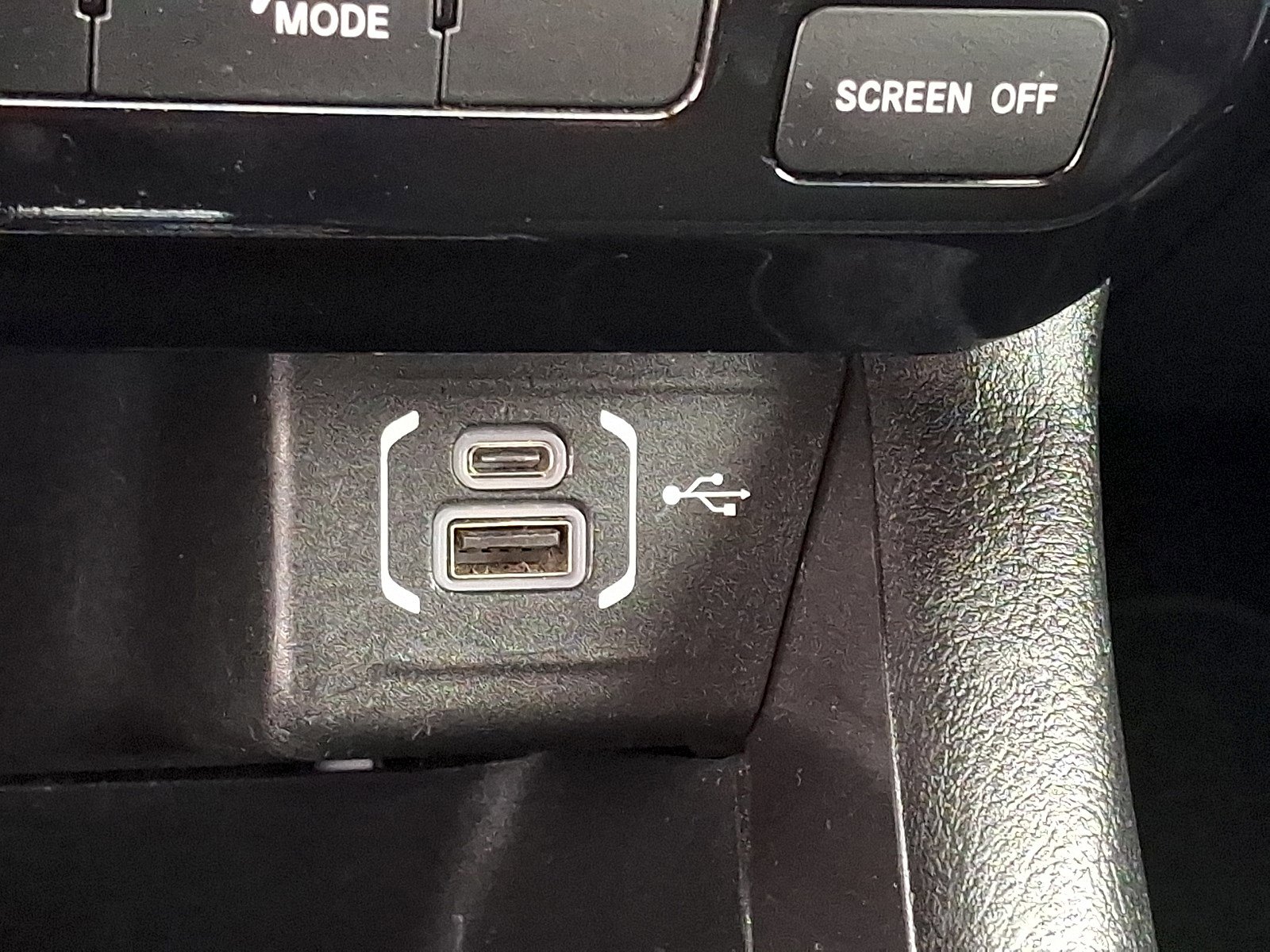 Used 2024 Jeep Compass Latitude image 24