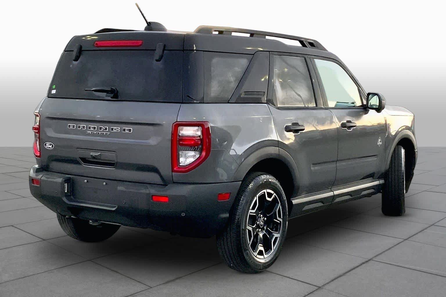 Certified 2026 Ford Bronco Sport Outer Banks w/ Outer Banks Tech Package+ AWD/4WD image 13