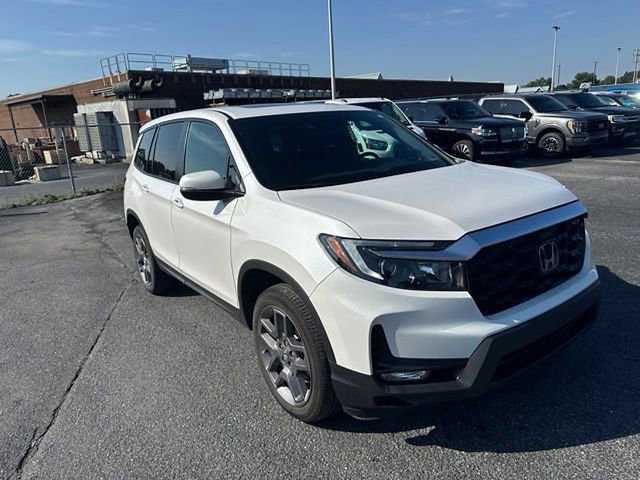 Used 2023 Honda Passport EX-L image 3