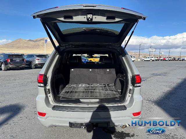 Used 2020 Jeep Grand Cherokee Altitude image 32