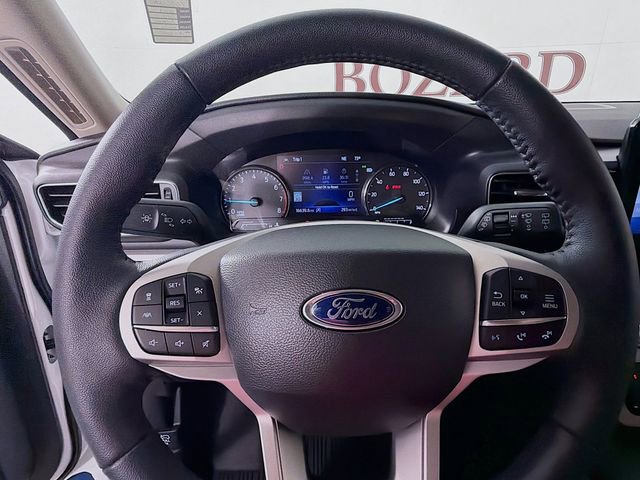 Certified 2023 Ford Explorer XLT w/ Equipment Group 202A RWD image 13