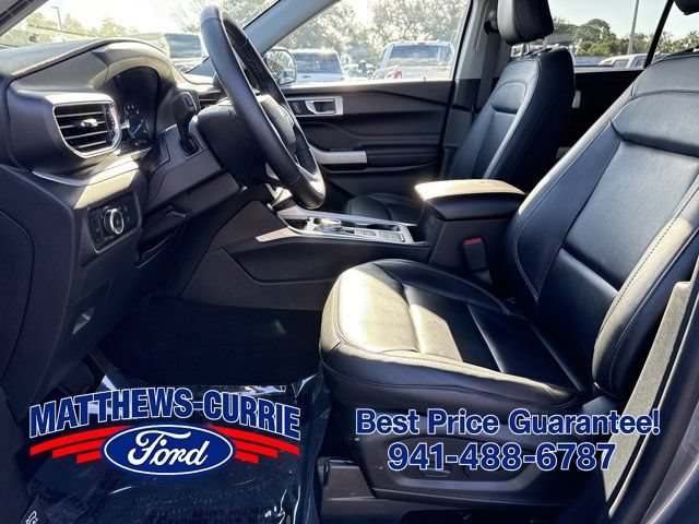 Certified 2023 Ford Explorer XLT w/ Equipment Group 202A RWD image 9