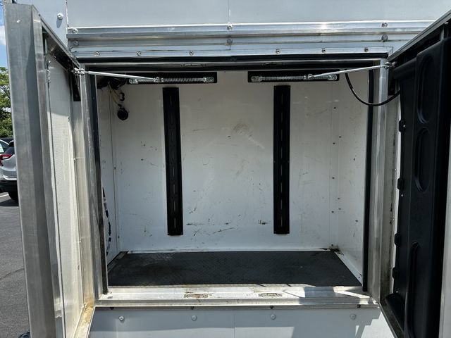 Certified 2024 Ford E-450 and Econoline 450 Super Duty w/ Power Windows & Locks Group RWD image 34