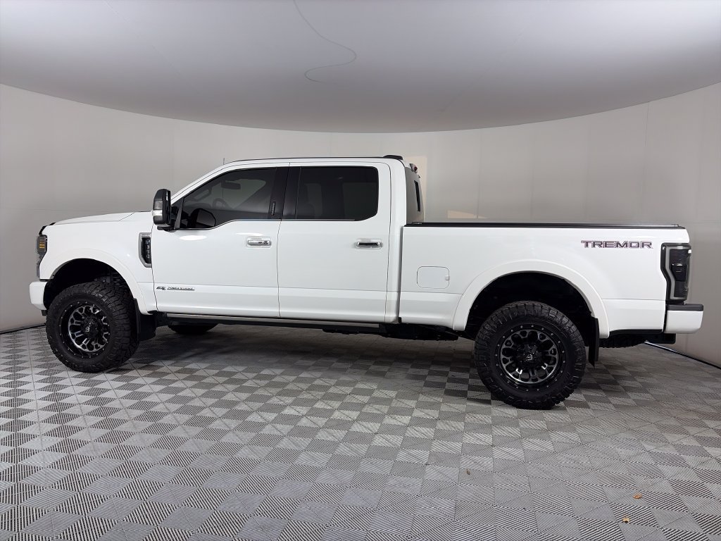 Certified 2022 Ford F350 Platinum w/ Tremor Off-Road Package AWD/4WD image 4