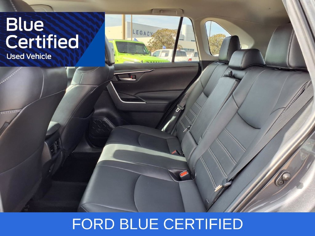 Used 2021 Toyota RAV4 XLE Premium FWD image 25