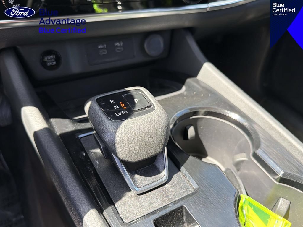 Used 2024 Nissan Rogue S FWD image 32