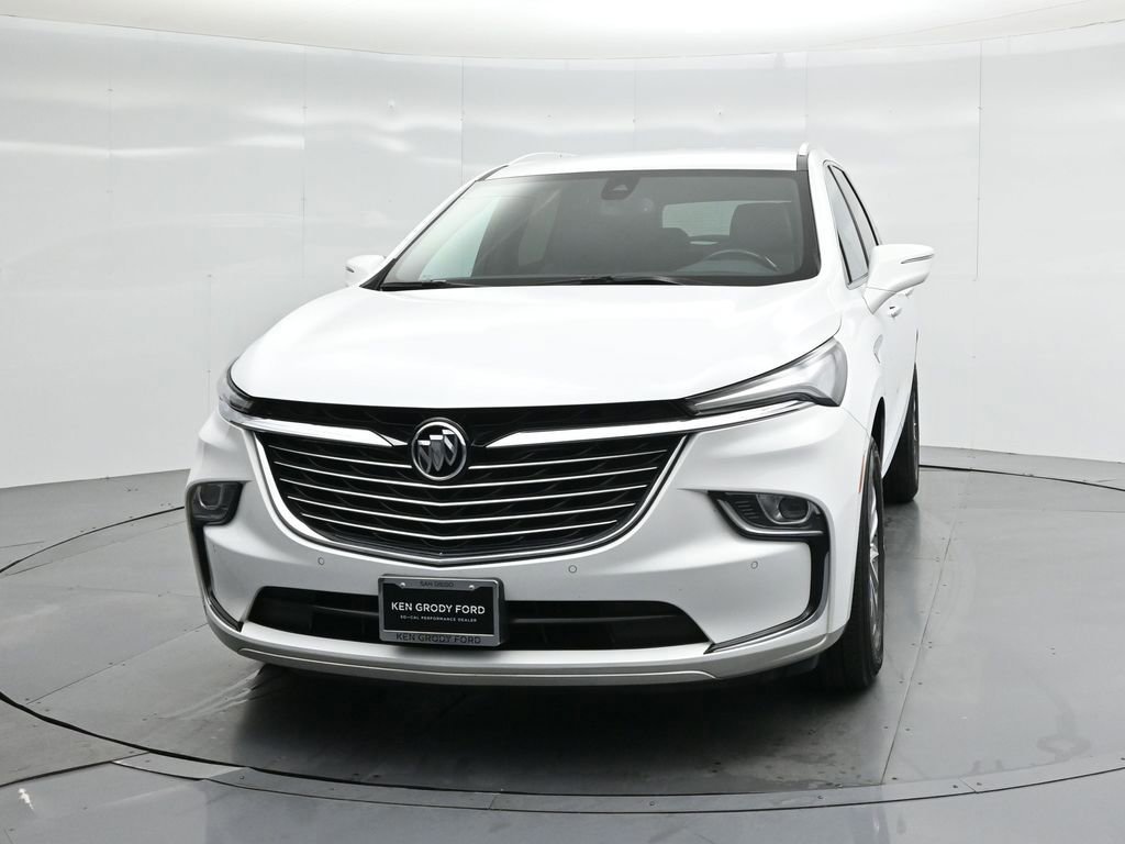 Used 2022 Buick Enclave Essence image 27