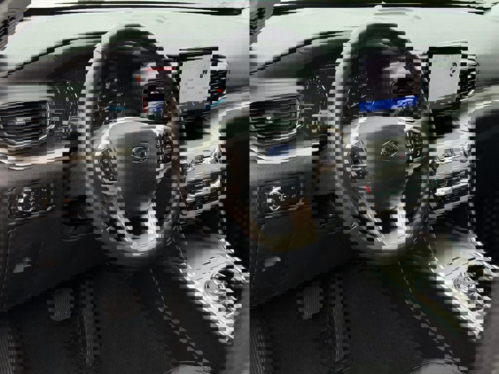 Certified 2023 Ford Explorer XLT w/ Equipment Group 202A image 13