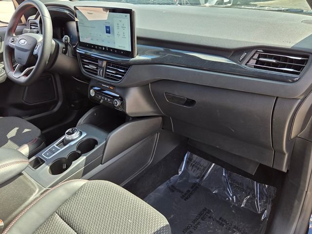 Certified 2024 Ford Escape ST-Line w/ Tech Pack #1 image 17