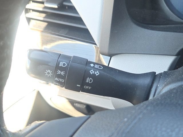 Used 2017 Toyota Sienna XLE w/ XLE Navigation Package FWD image 43