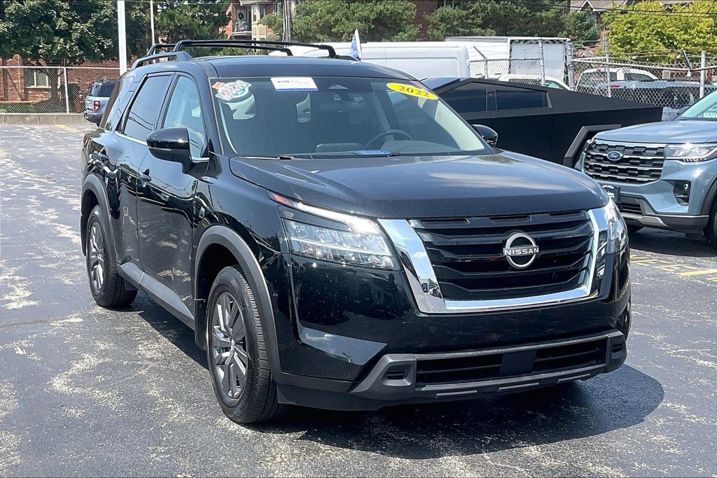 Used 2022 Nissan Pathfinder SV FWD image 35