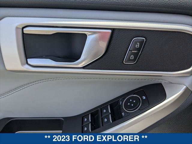 Certified 2023 Ford Explorer XLT w/ Equipment Group 202A RWD image 11