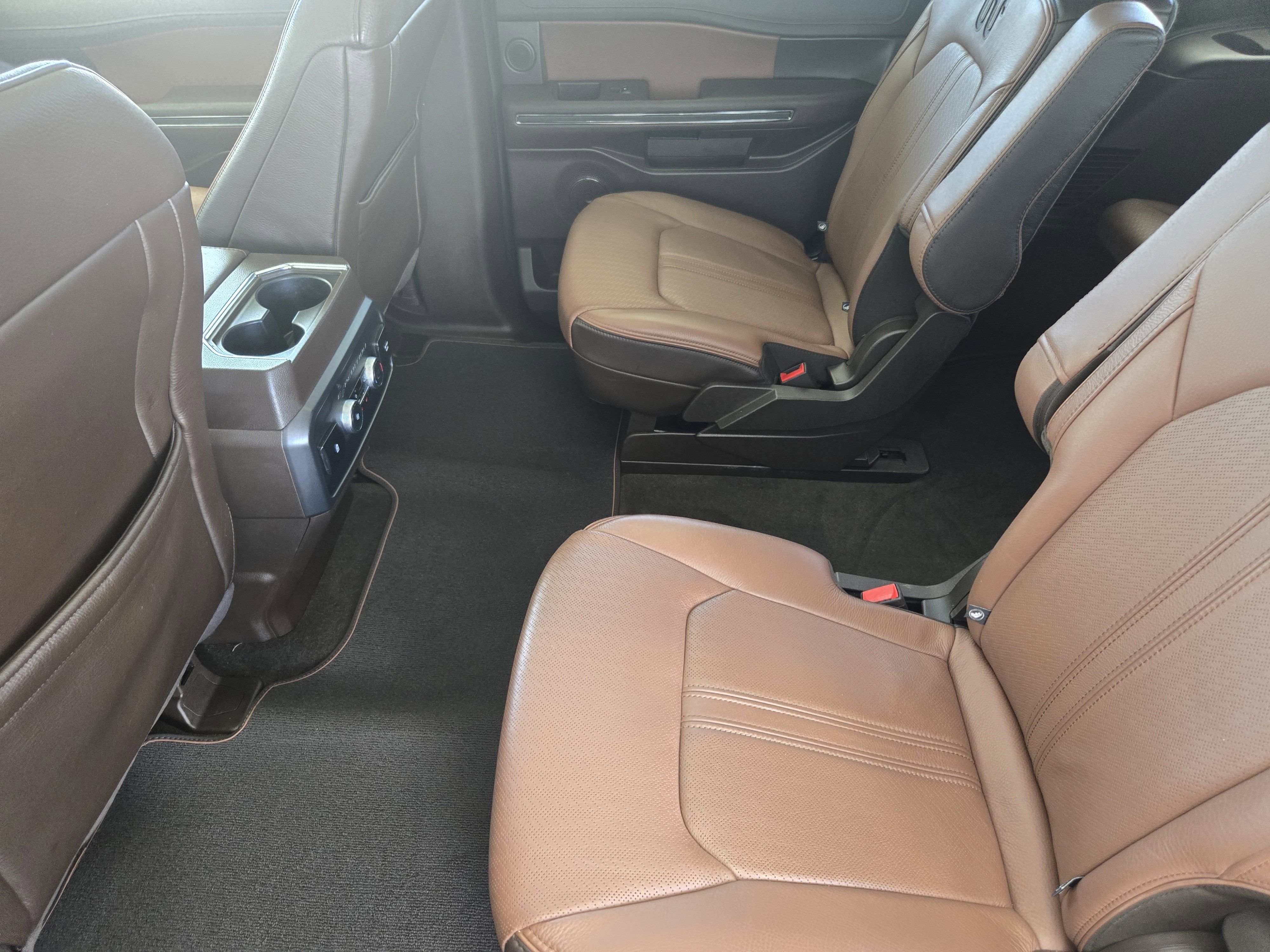 Certified 2024 Ford Expedition King Ranch AWD/4WD image 22