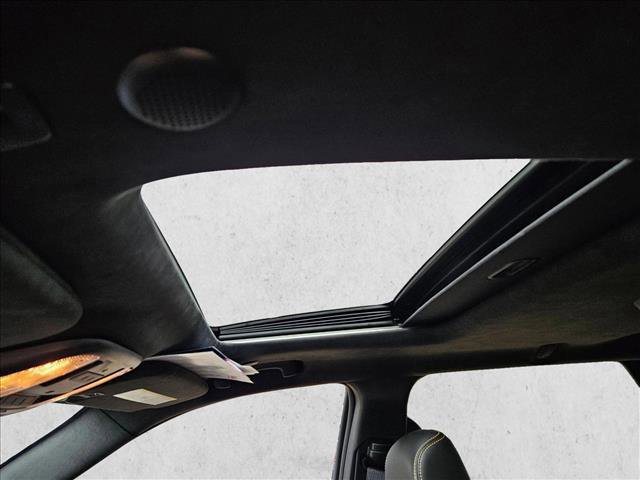 Used 2025 Dodge Durango R/T image 17