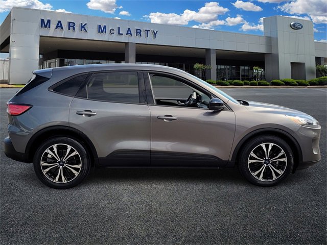 Certified 2021 Ford Escape SE w/ SE Sport Appearance Package image 6